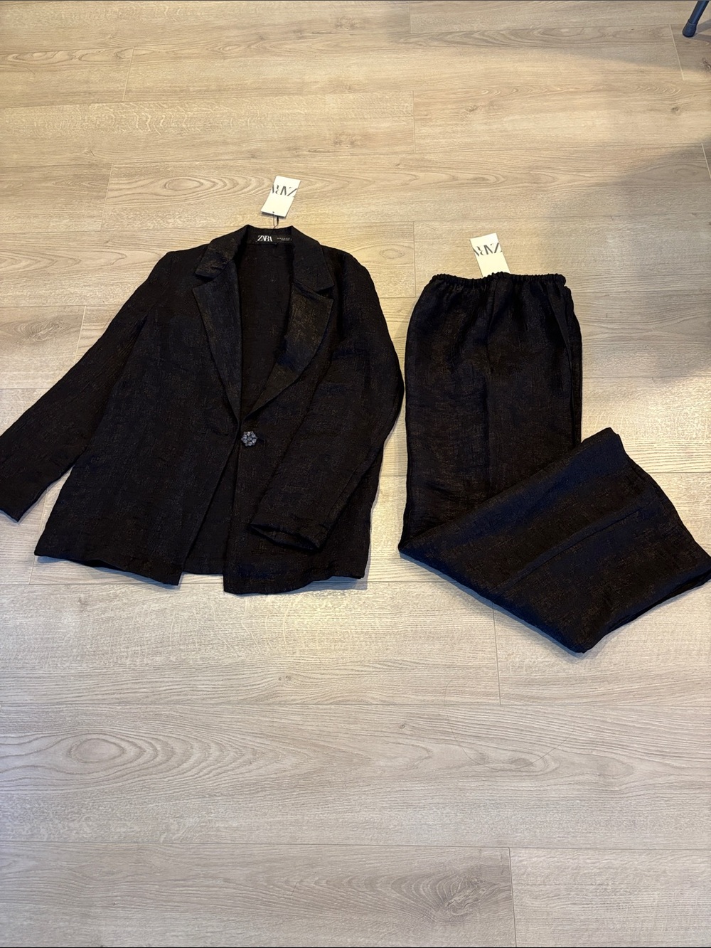 Zara Suit